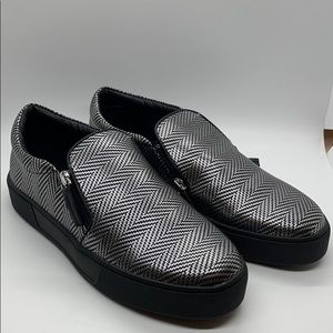 Volatile Waco Sneaker with Zippers